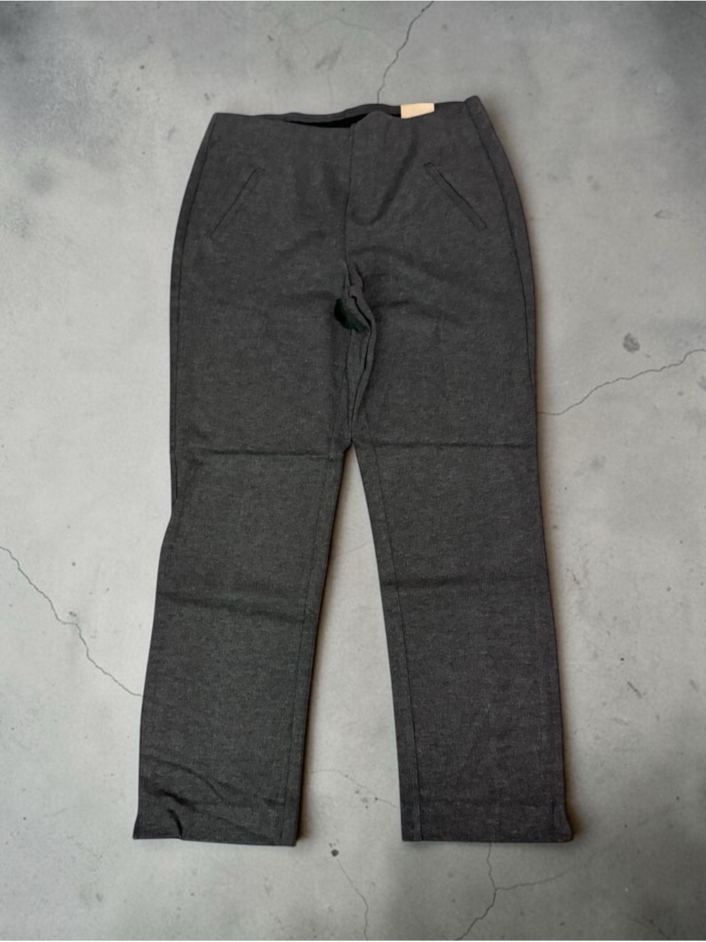 NWT | Chico's | Stretch Straight Leg Pants in Charcoal Gray | Size 6